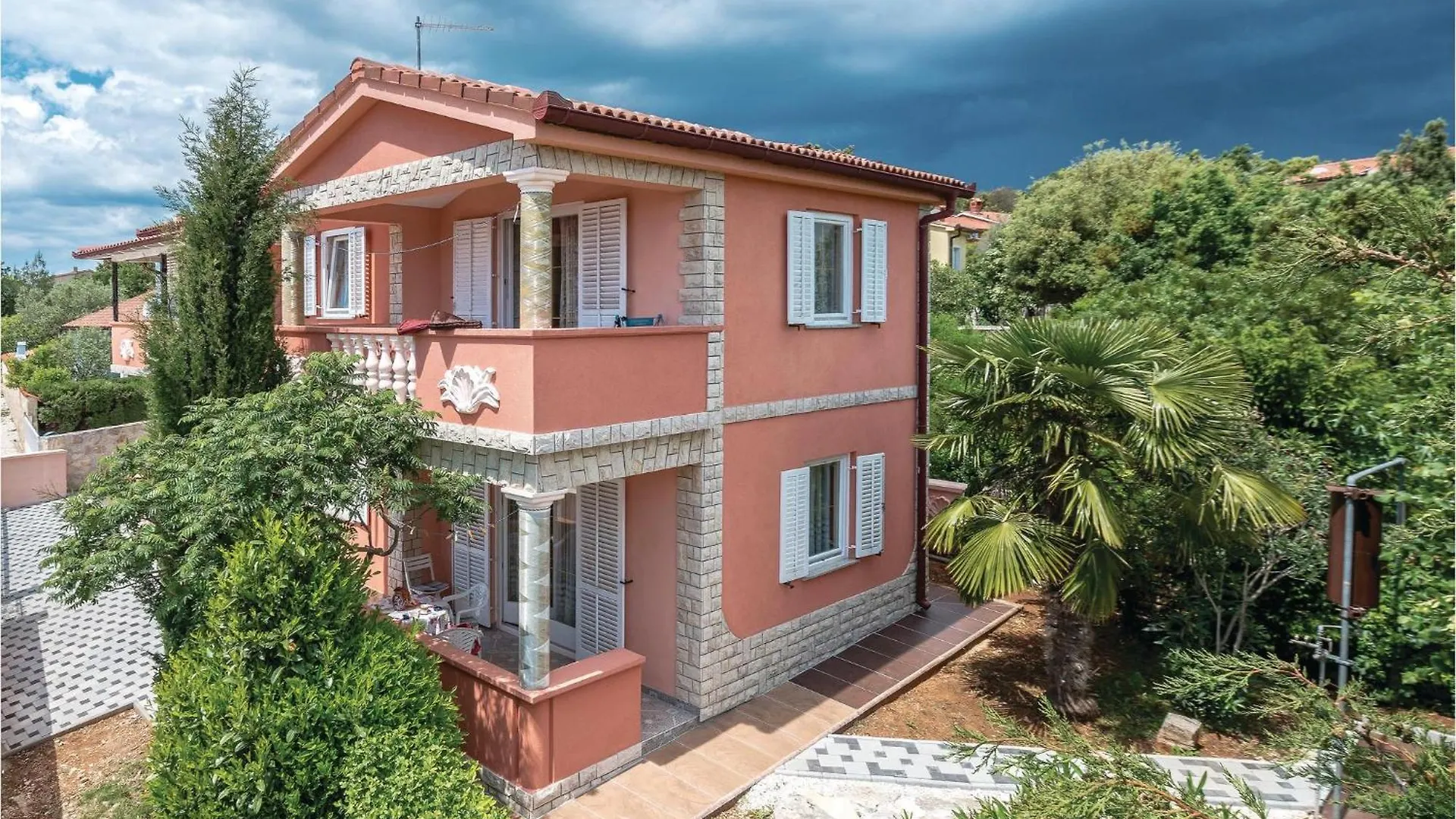 Lovely Apartment In Betiga With Wifi Barbariga
